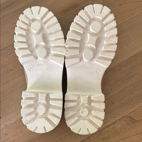 Tan and Cream Loafers with Chunky Sole - Picture 6 of 6